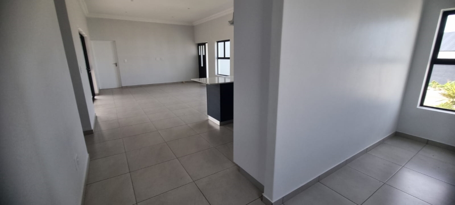 3 Bedroom Property for Sale in Laguna Hills Western Cape